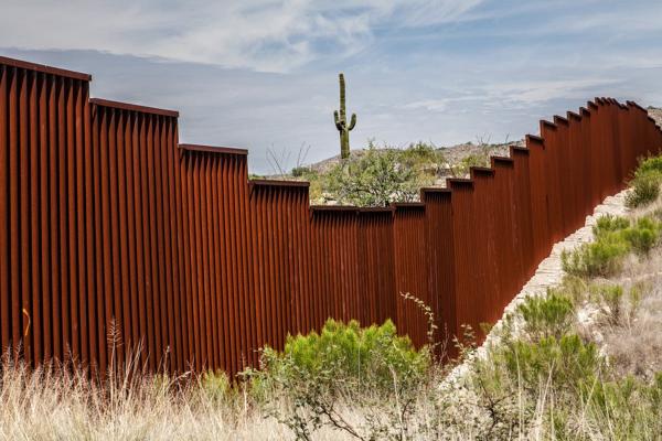 US Mexico Border Wall